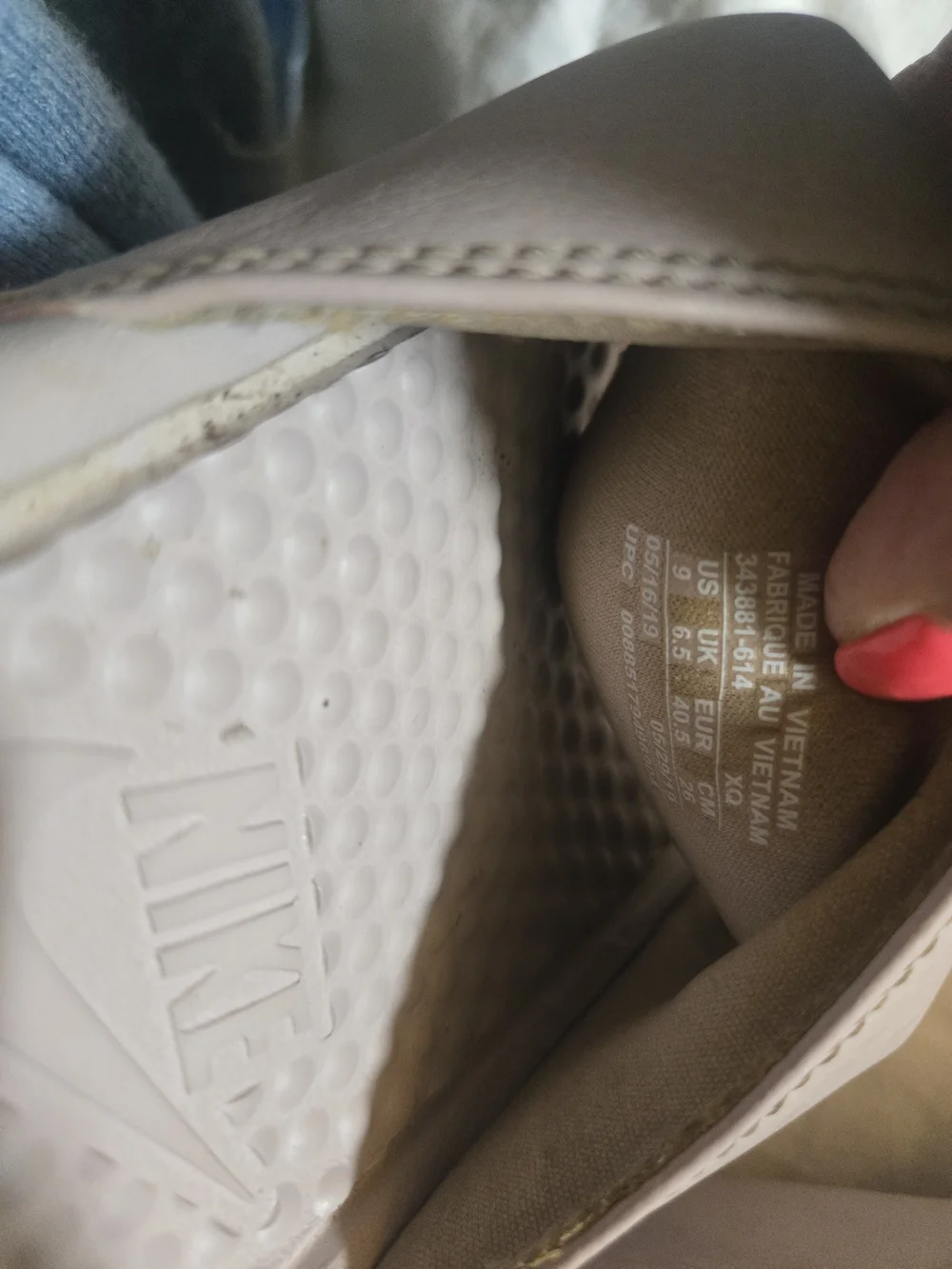 Nike Slide Sandals - Picture 4 of 8
